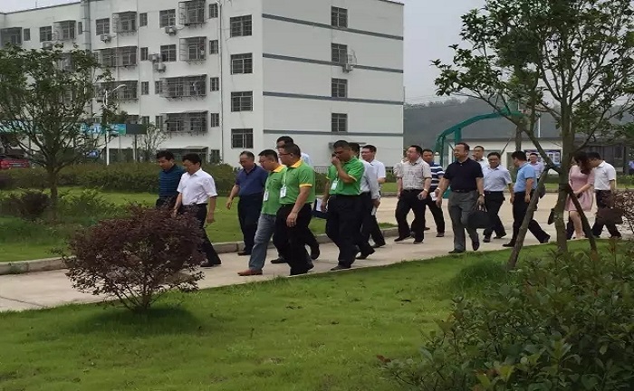喜迎贛州市市委常委、常務(wù)副市長蒞臨江西歐博工業(yè)園考察指導(dǎo)工作！