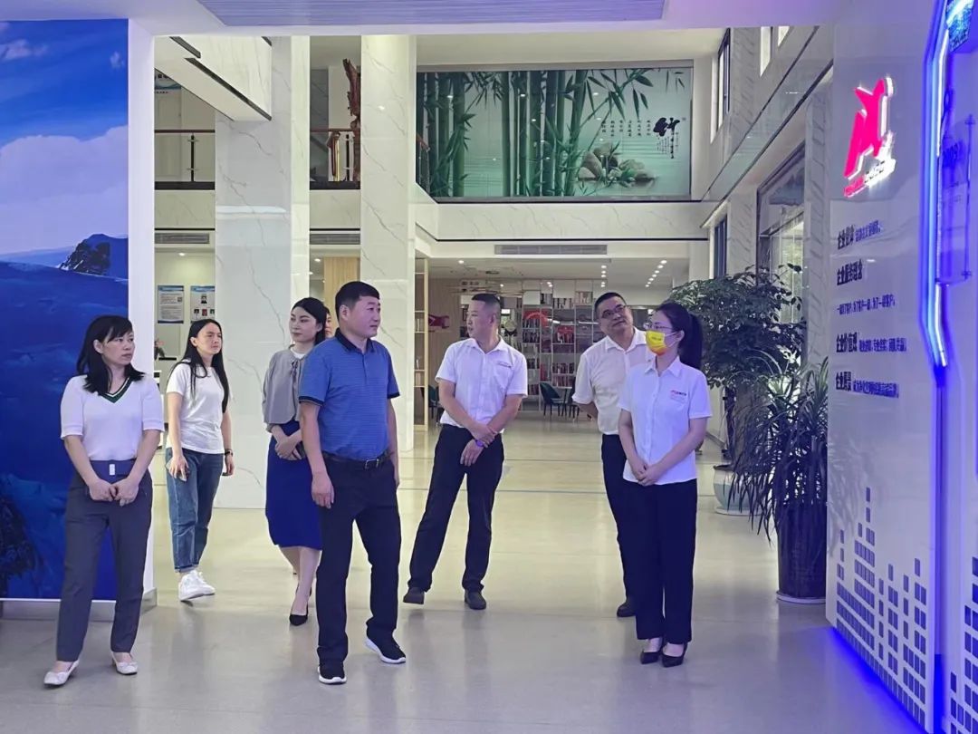 同心攜手 共促發(fā)展！湖南一特醫(yī)療股份有限公司蒞臨歐博參觀考察